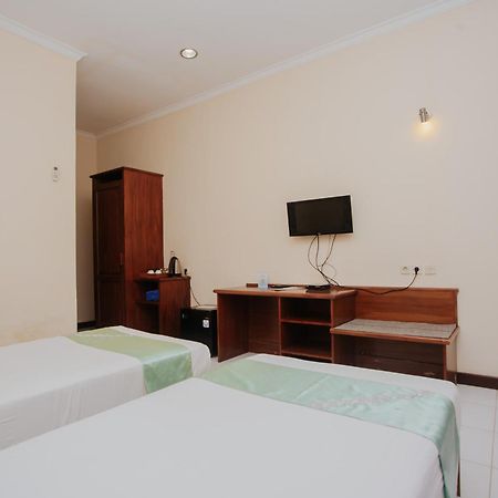 Medana Bay Marina Hotel Paloh Kültér fotó