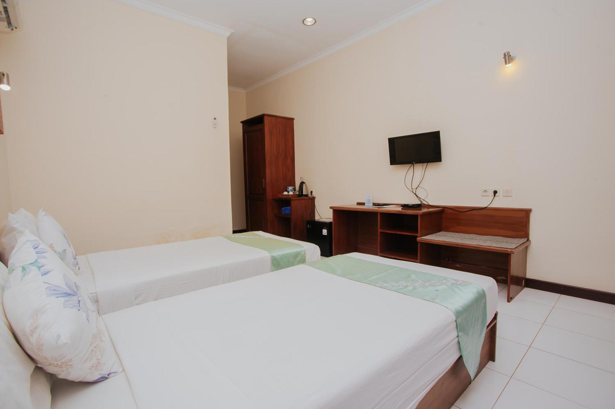 Medana Bay Marina Hotel Paloh Kültér fotó