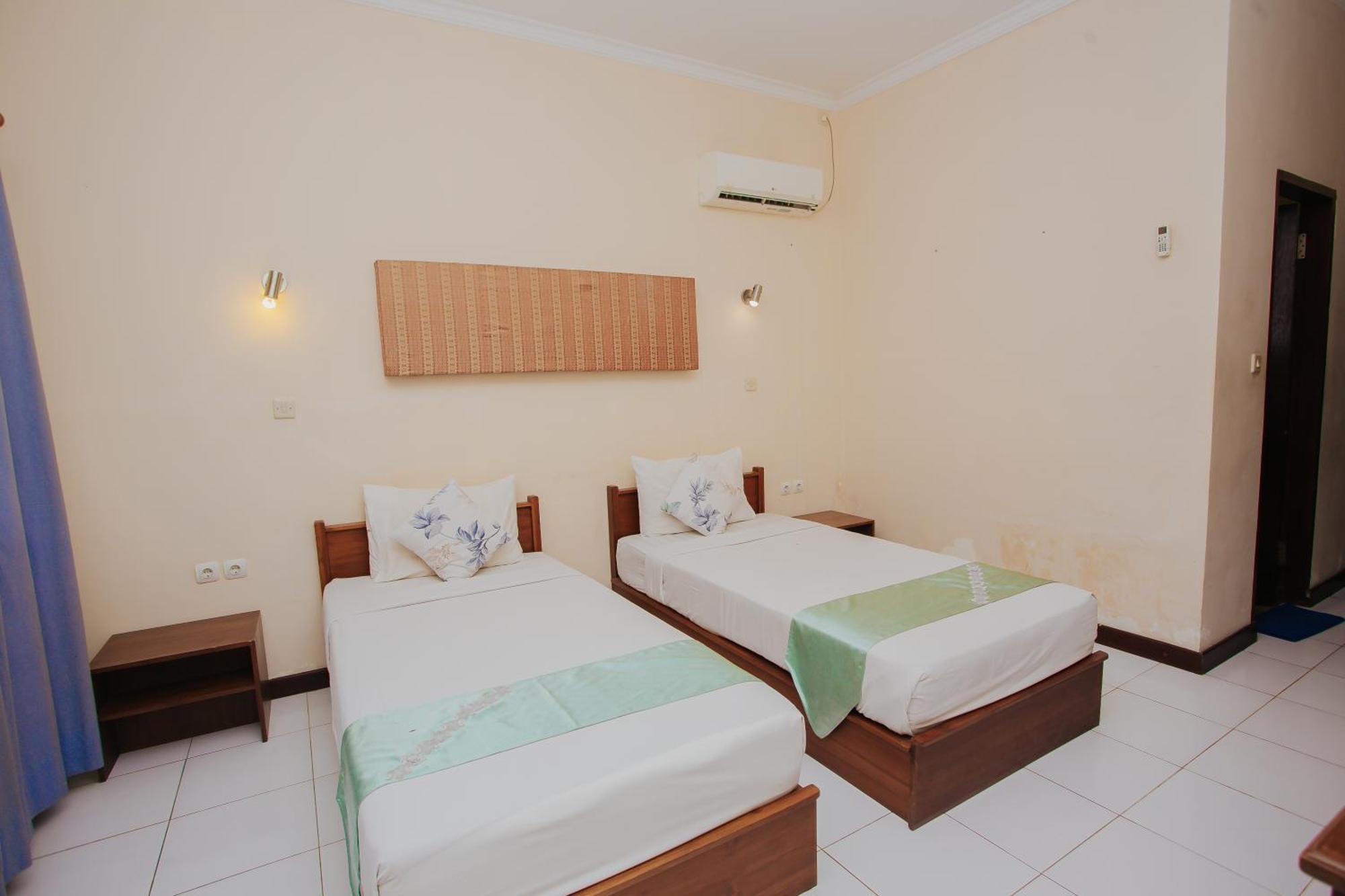 Medana Bay Marina Hotel Paloh Kültér fotó