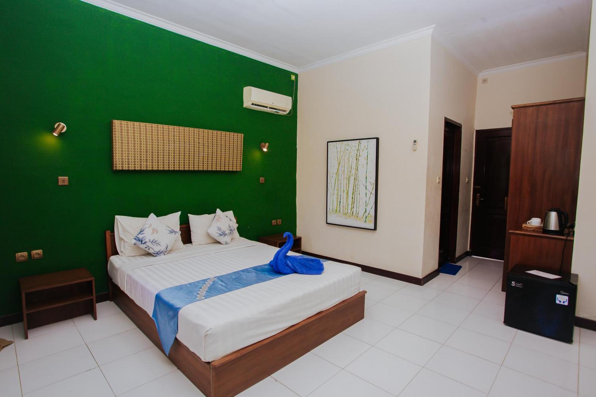 Medana Bay Marina Hotel Paloh Kültér fotó
